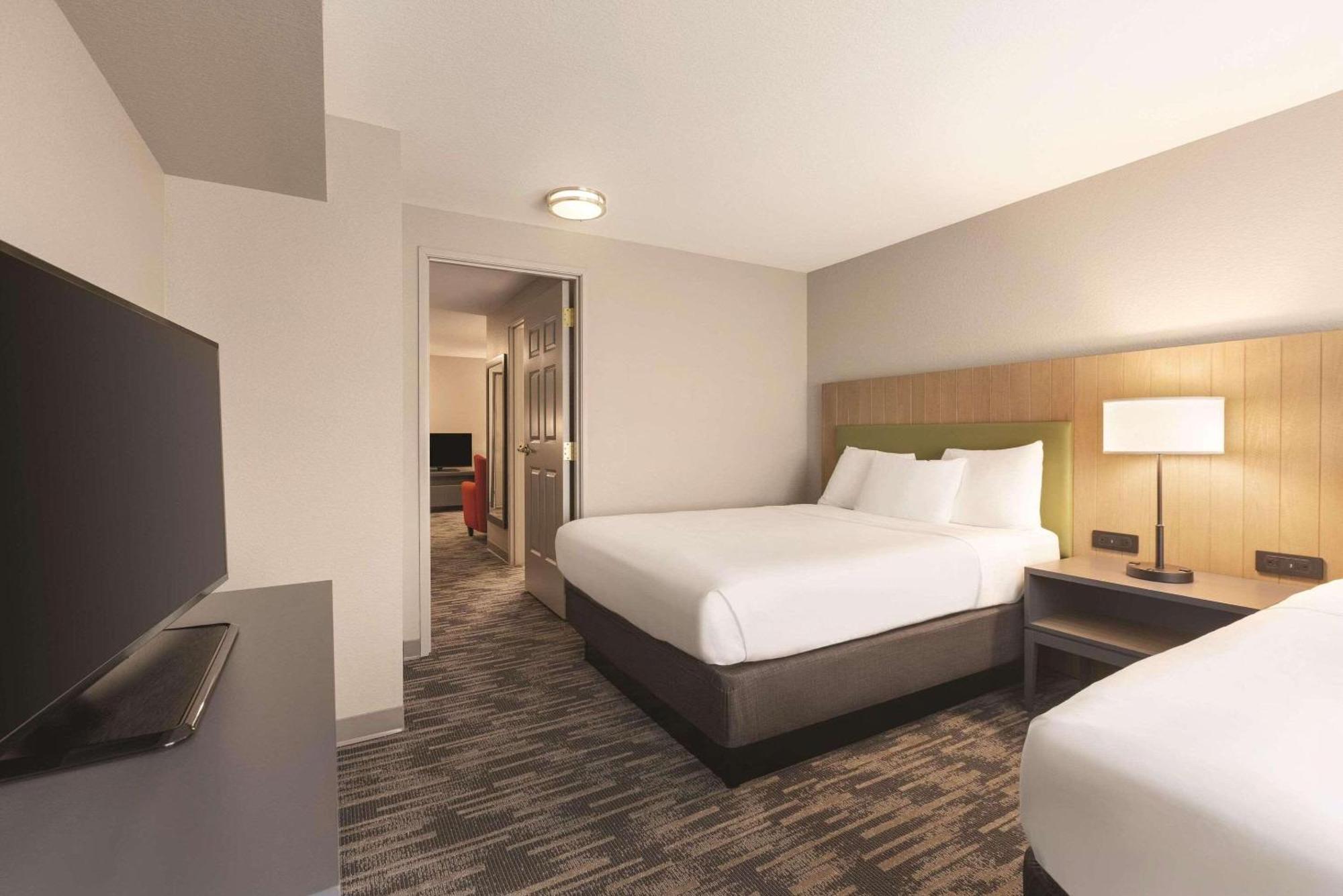 Country Inn & Suites By Radisson, Green Bay North מראה חיצוני תמונה