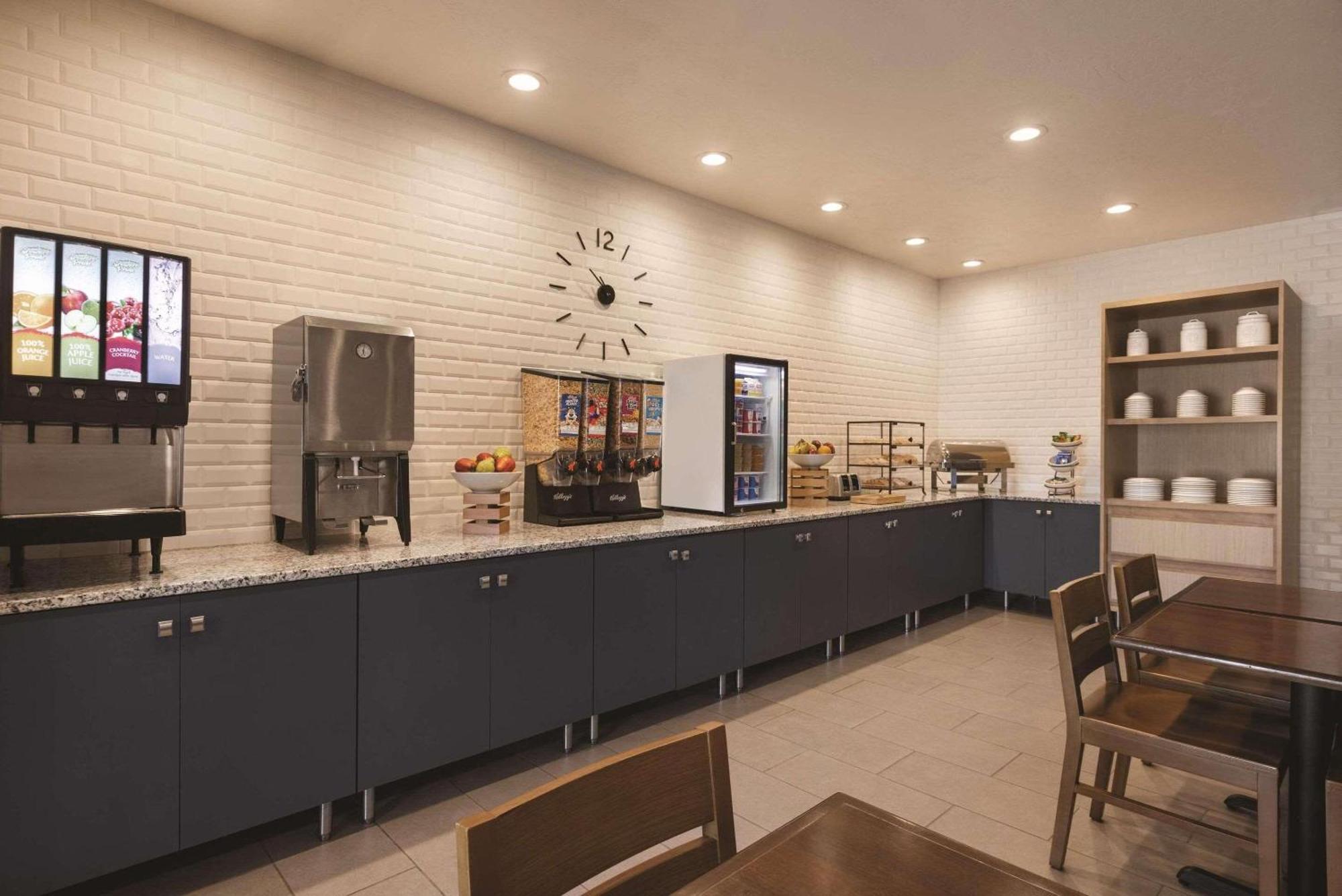 Country Inn & Suites By Radisson, Green Bay North מראה חיצוני תמונה